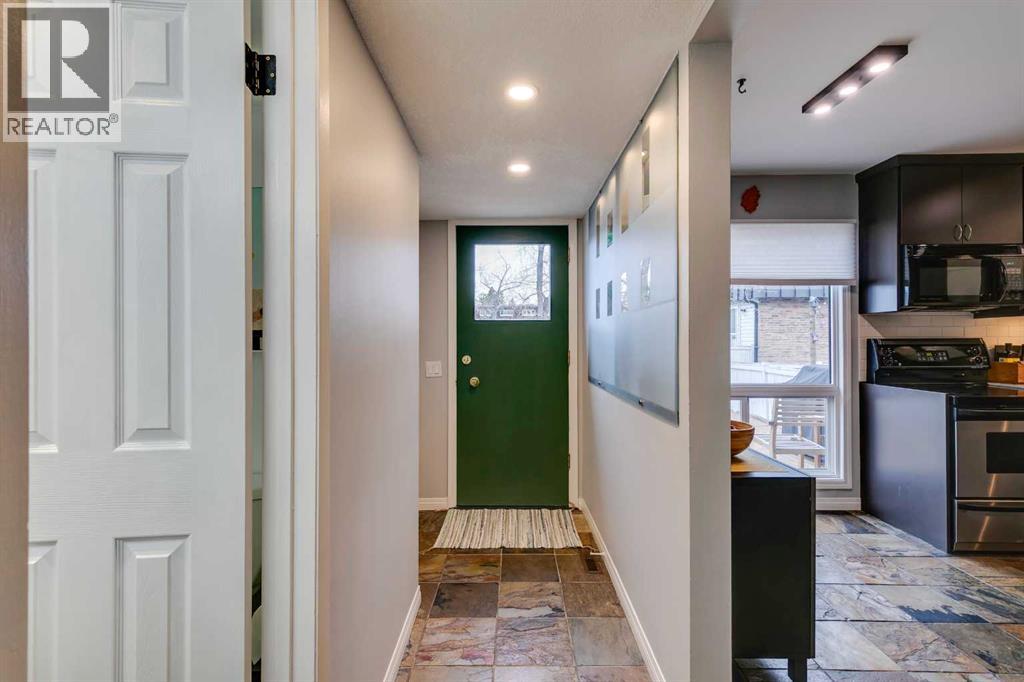 Single Family House 5 Level for Sale in  Brae Glen Court SW Braeside Calgary 