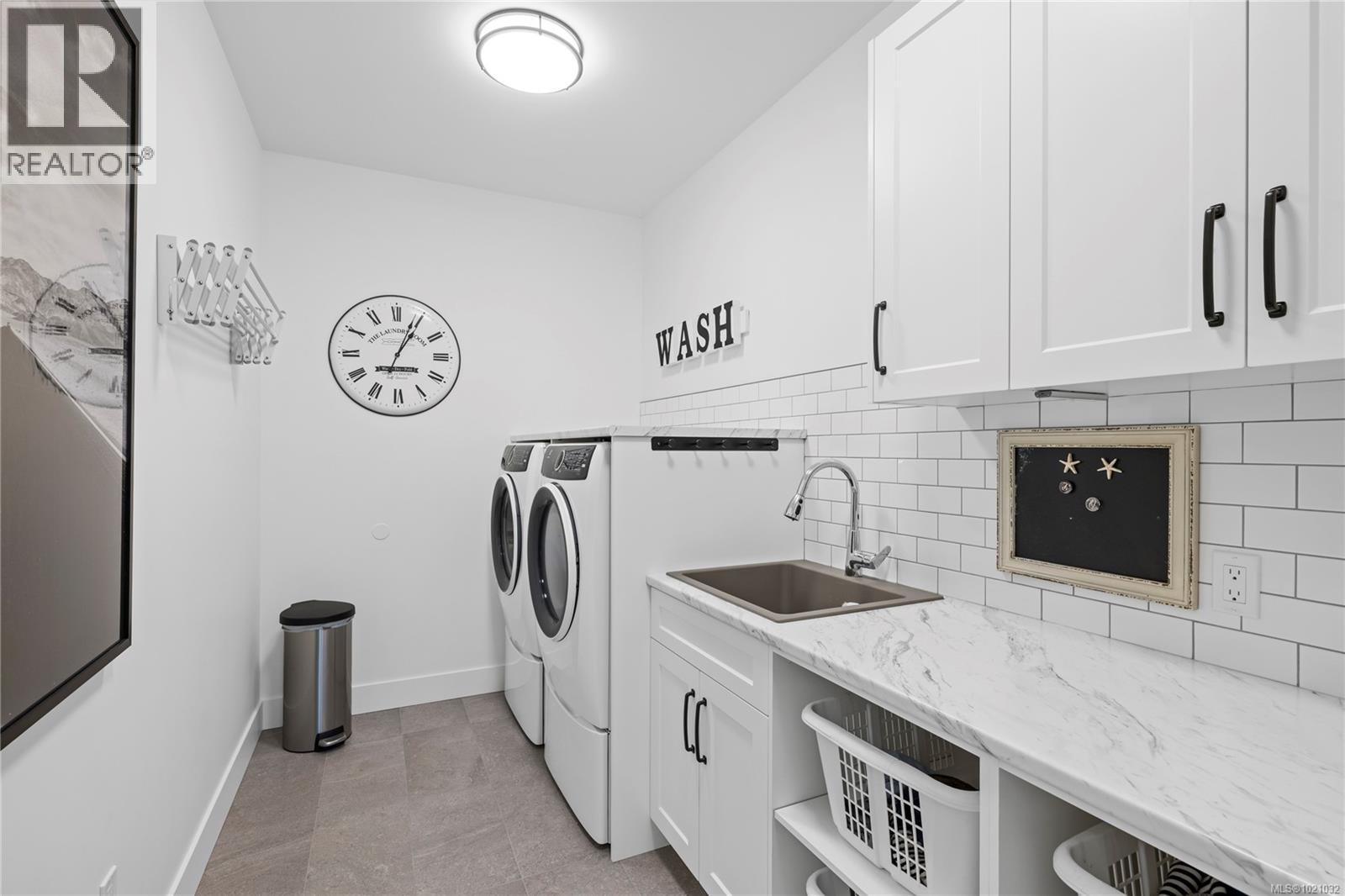 1365 Parkhurst Pl, Parksville