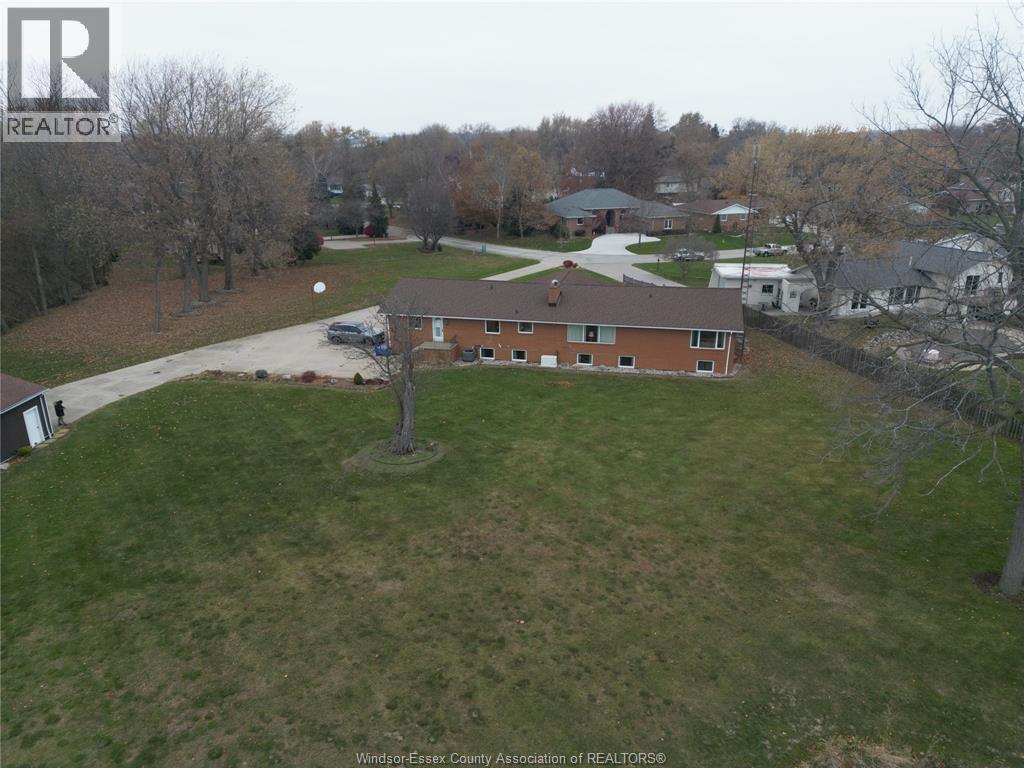 1239 OXFORD AVENUE - 8