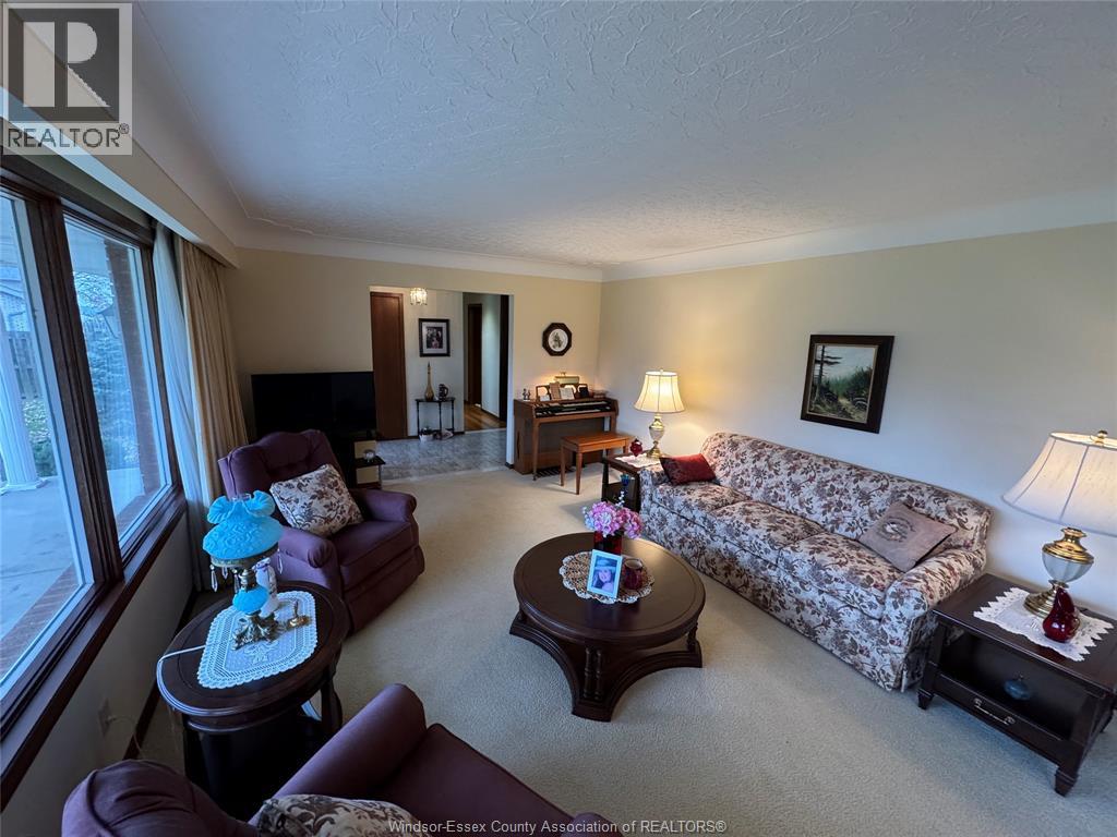 1239 OXFORD AVENUE - 23