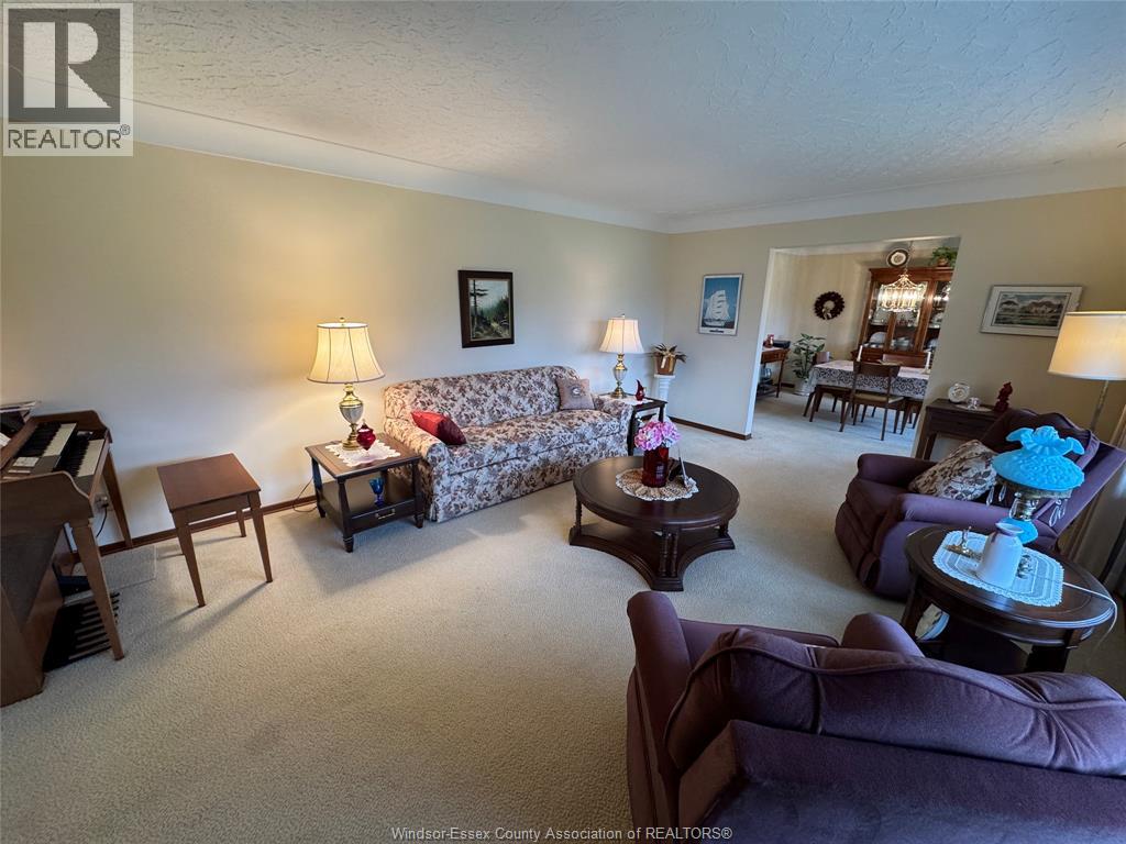 1239 OXFORD AVENUE - 22