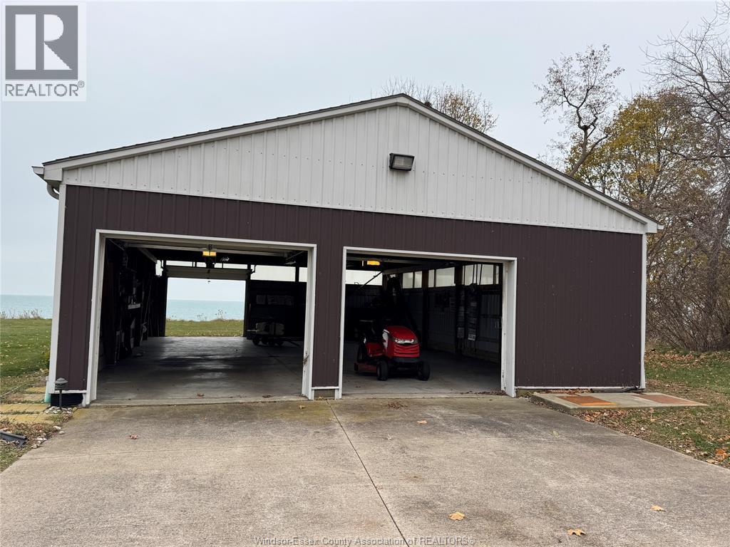 1239 OXFORD AVENUE - 47