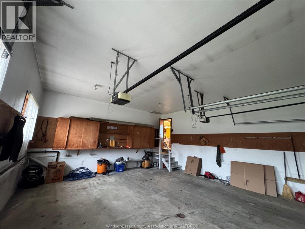1239 OXFORD AVENUE - 31