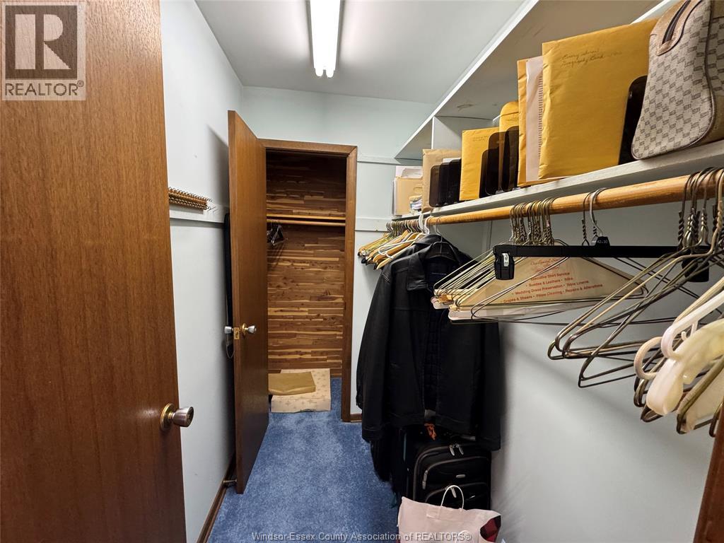 1239 OXFORD AVENUE - 17