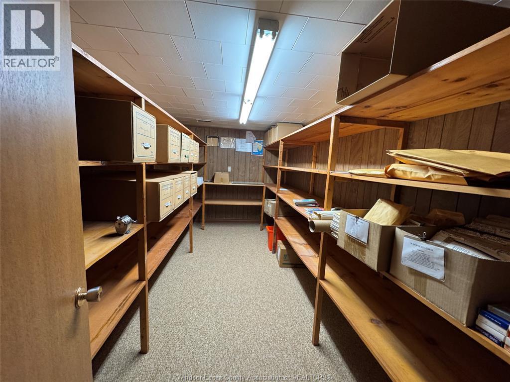 1239 OXFORD AVENUE - 40