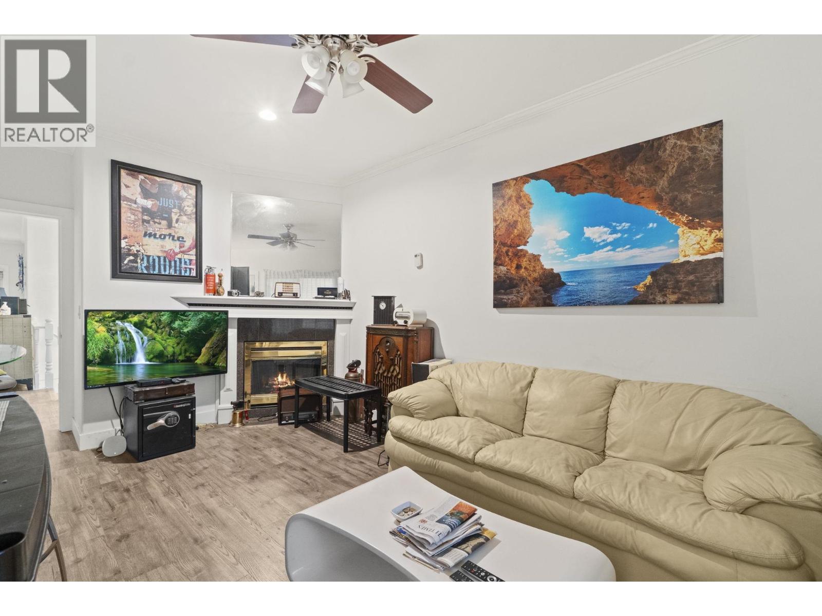 1405 EDINBURGH STREET, New Westminster