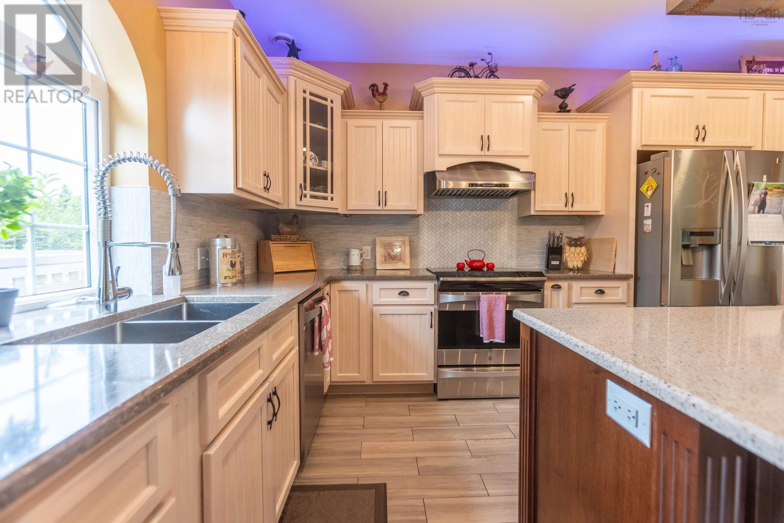 Property 23 of 49 of 23 Molly Lane