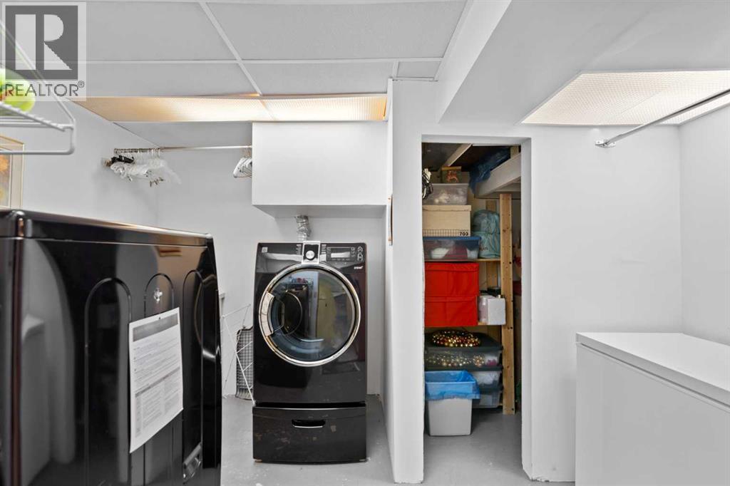 Single Family House Bungalow for Sale in   Avenue NW Banff Trail Calgary 