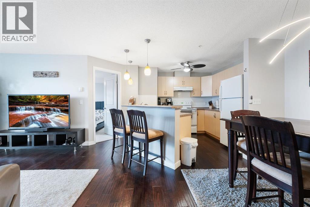 505 Railway Street West, Cochrane