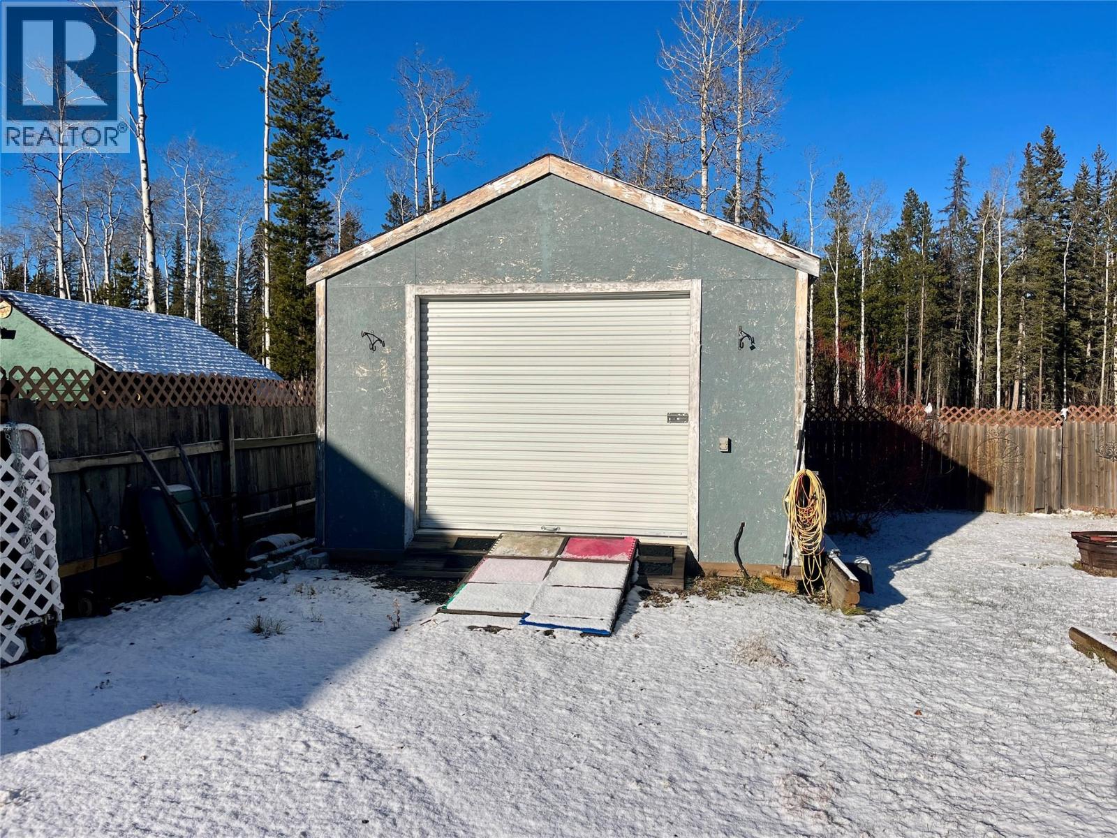 215 Peace River Crescent, Tumbler Ridge