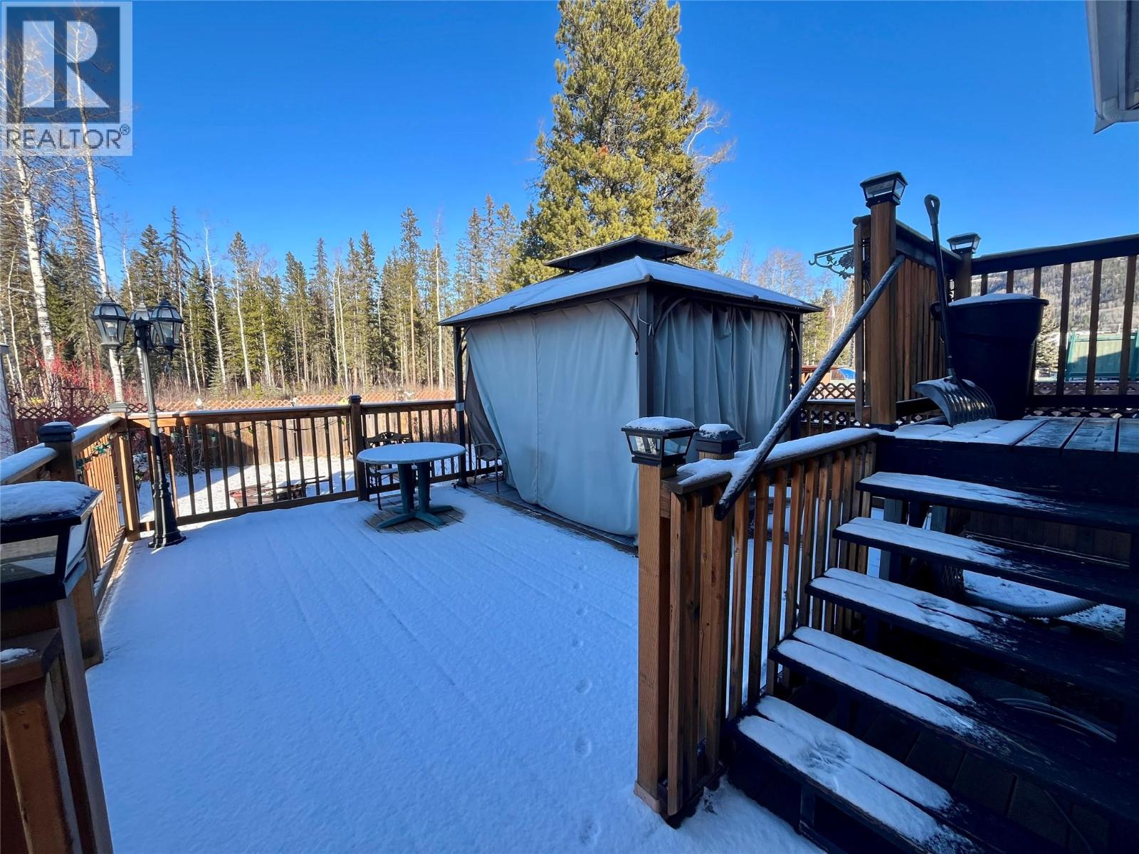 215 Peace River Crescent, Tumbler Ridge