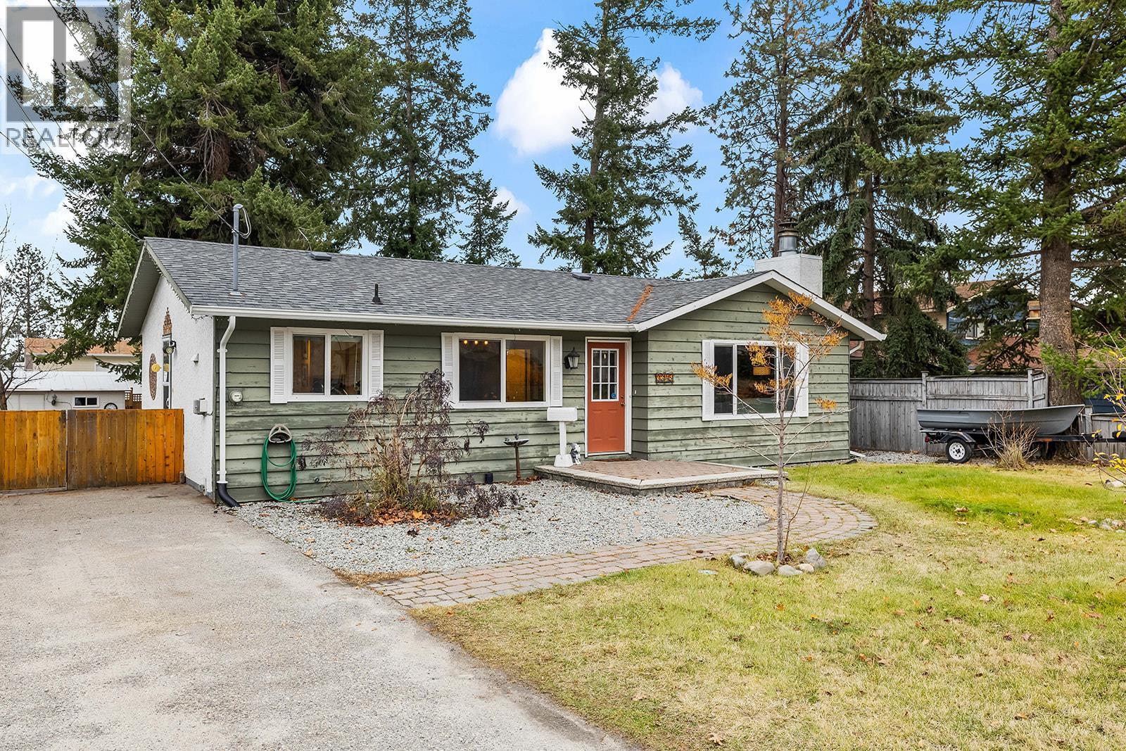  3345 Gates Road, West Kelowna