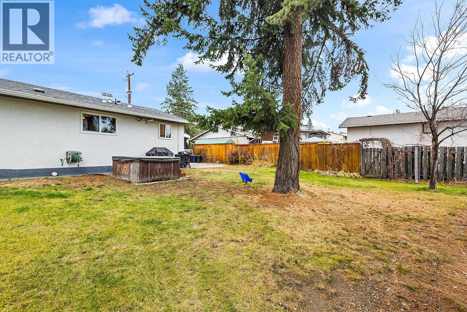  3345 Gates Road, West Kelowna