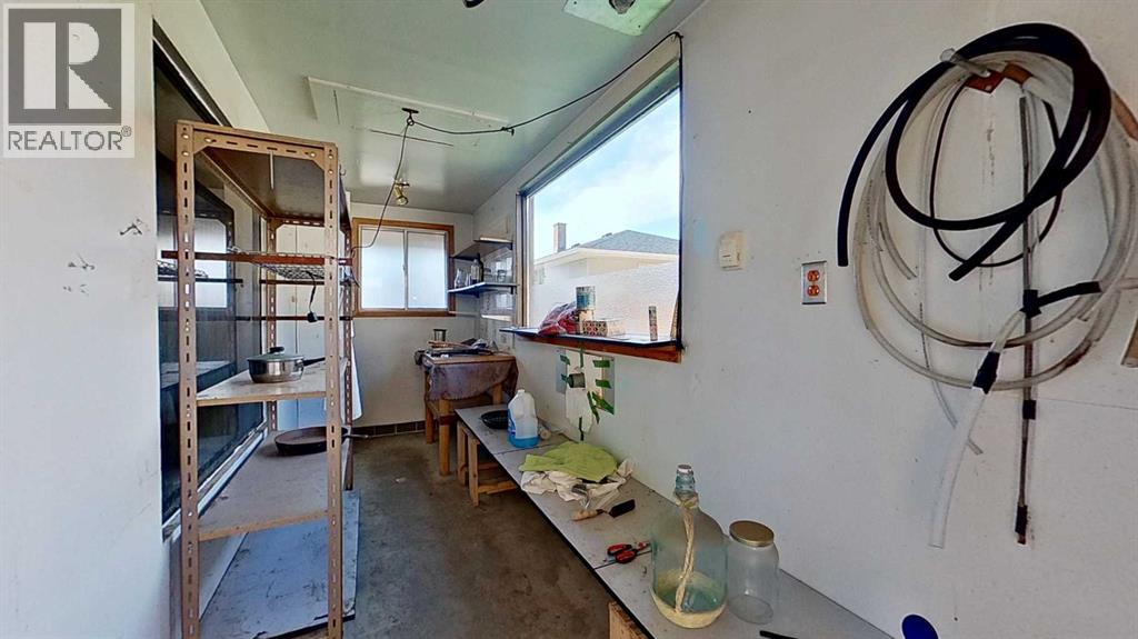 Single Family House Bungalow for Sale in  Montrose Crescent NE Winston Heights/Mountview Calgary 