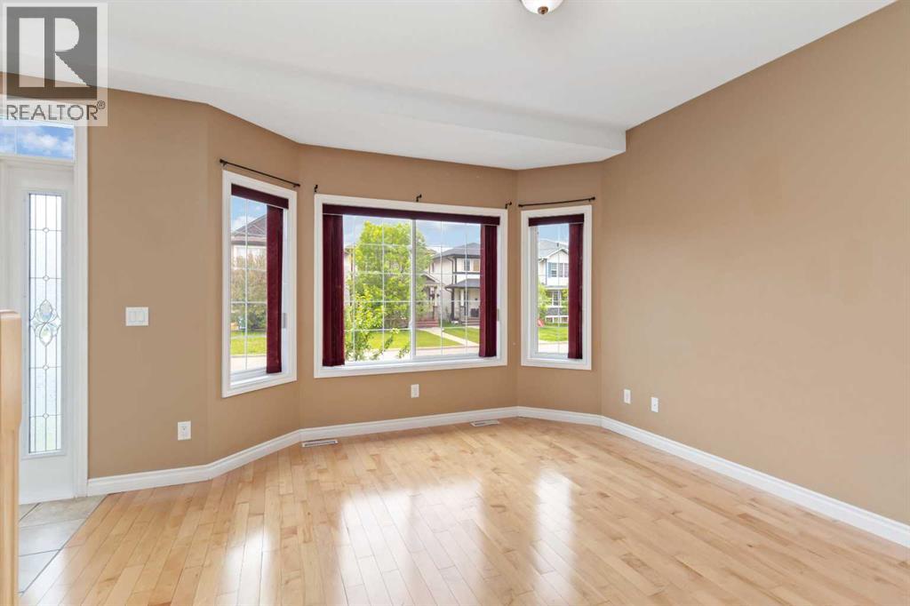 201 Grouse Way, Fort McMurray