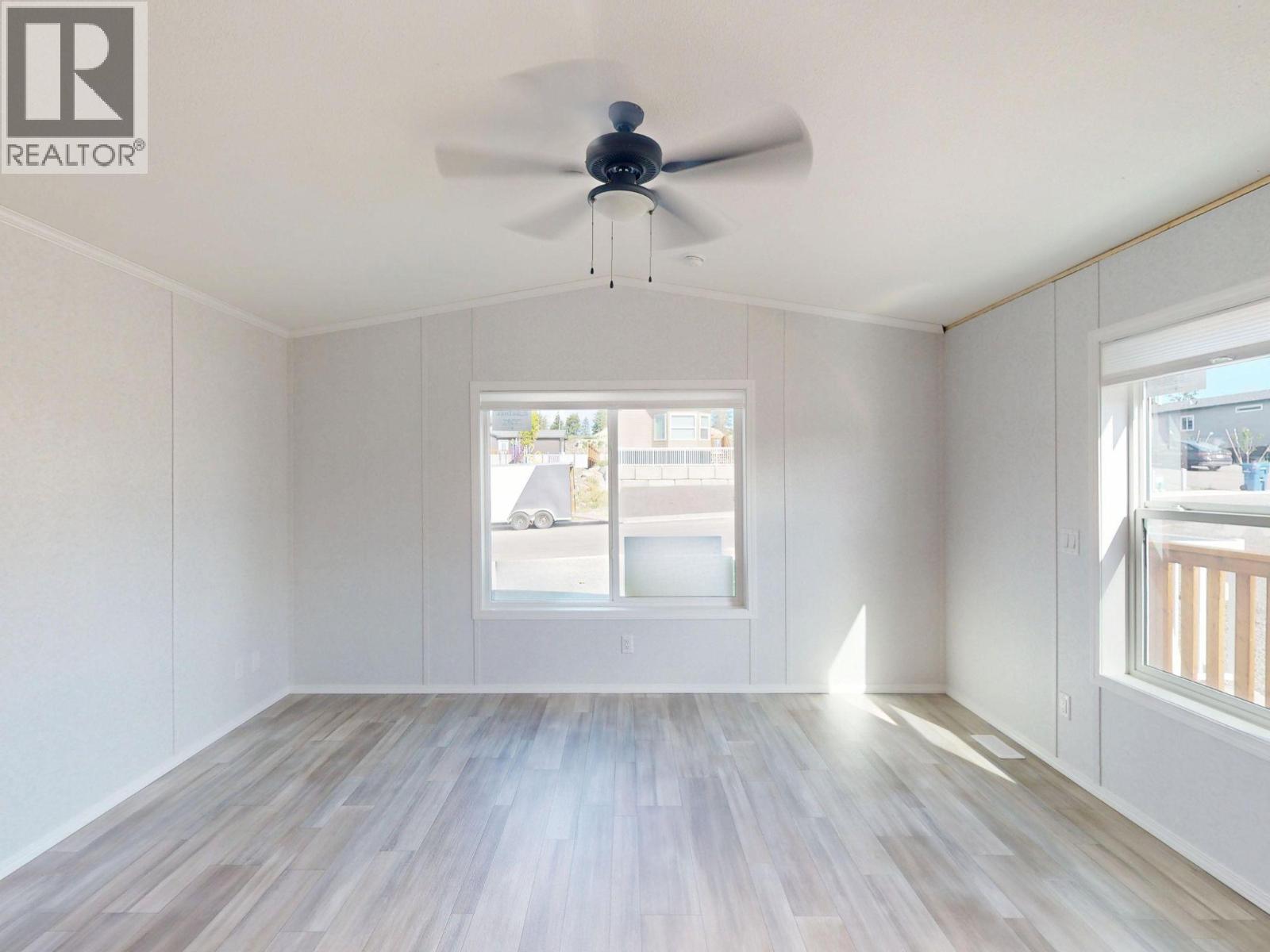 528 Steepleview Avenue NW, Cranbrook