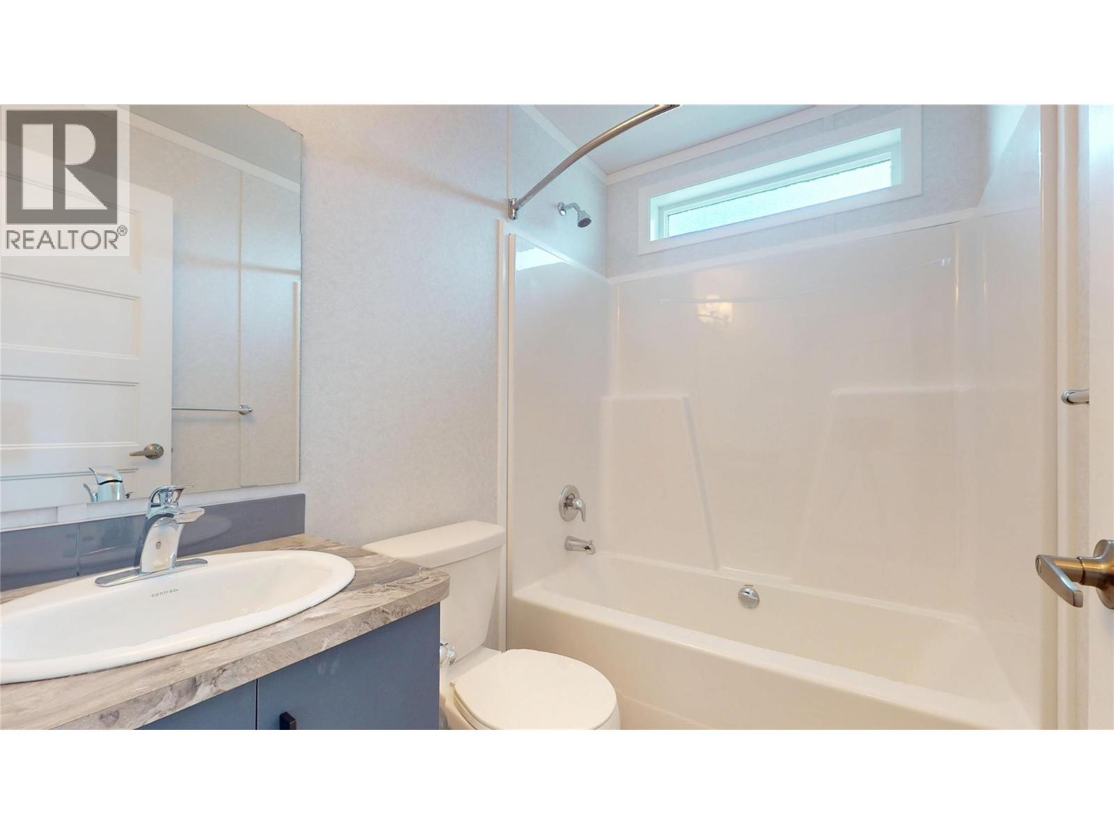 528 Steepleview Avenue NW, Cranbrook