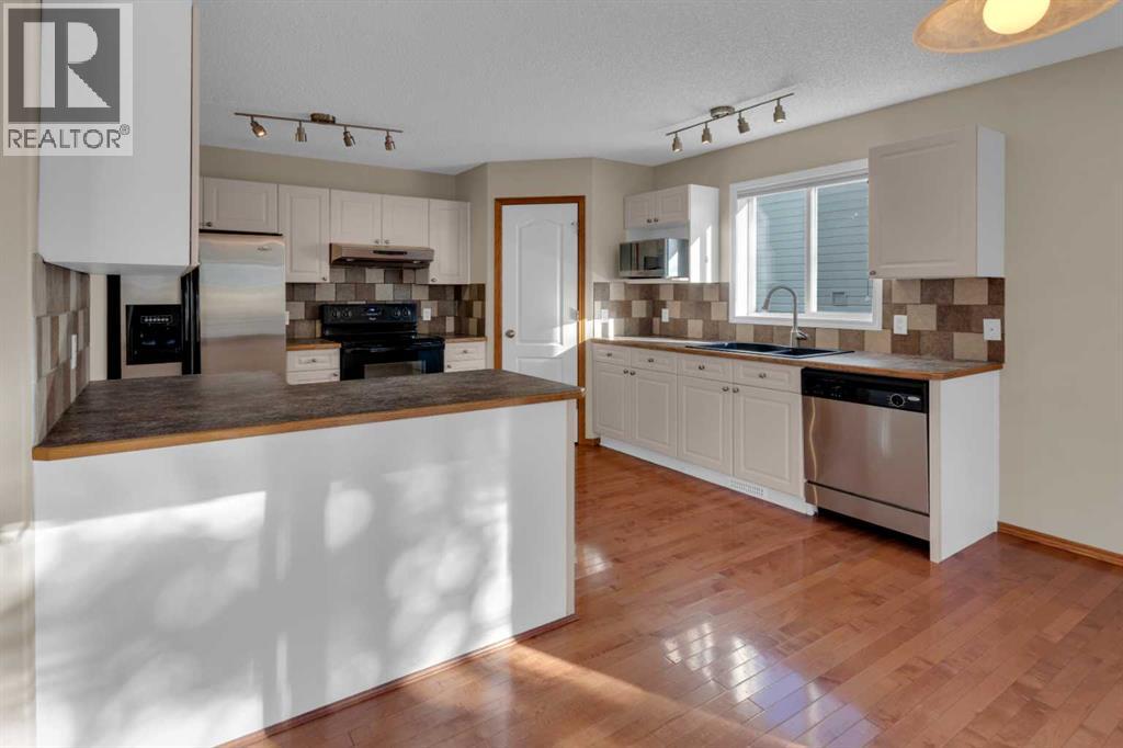 Single Family House for Sale in  Citadel Circle NW Citadel Calgary 