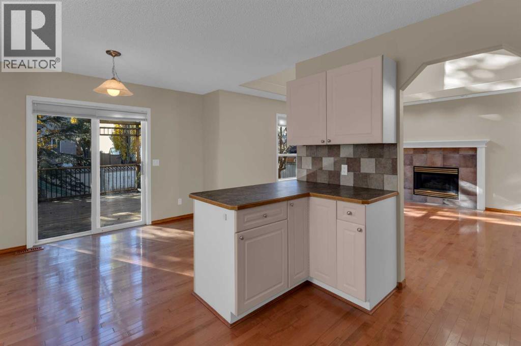 Single Family House for Sale in  Citadel Circle NW Citadel Calgary 