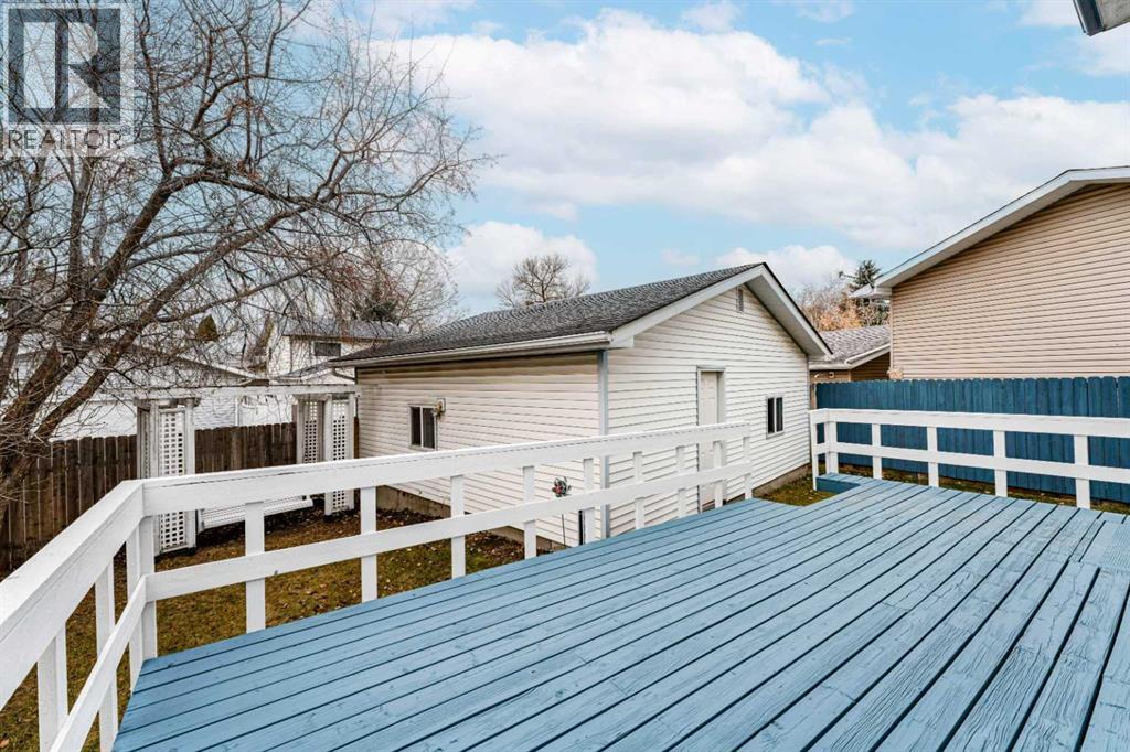 43 Sunmills Court SE, Calgary, Alberta