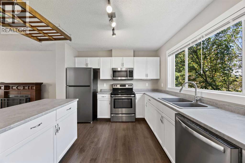 Single Family House for Sale in  Prestwick Acres Lane SE McKenzie Towne Calgary 