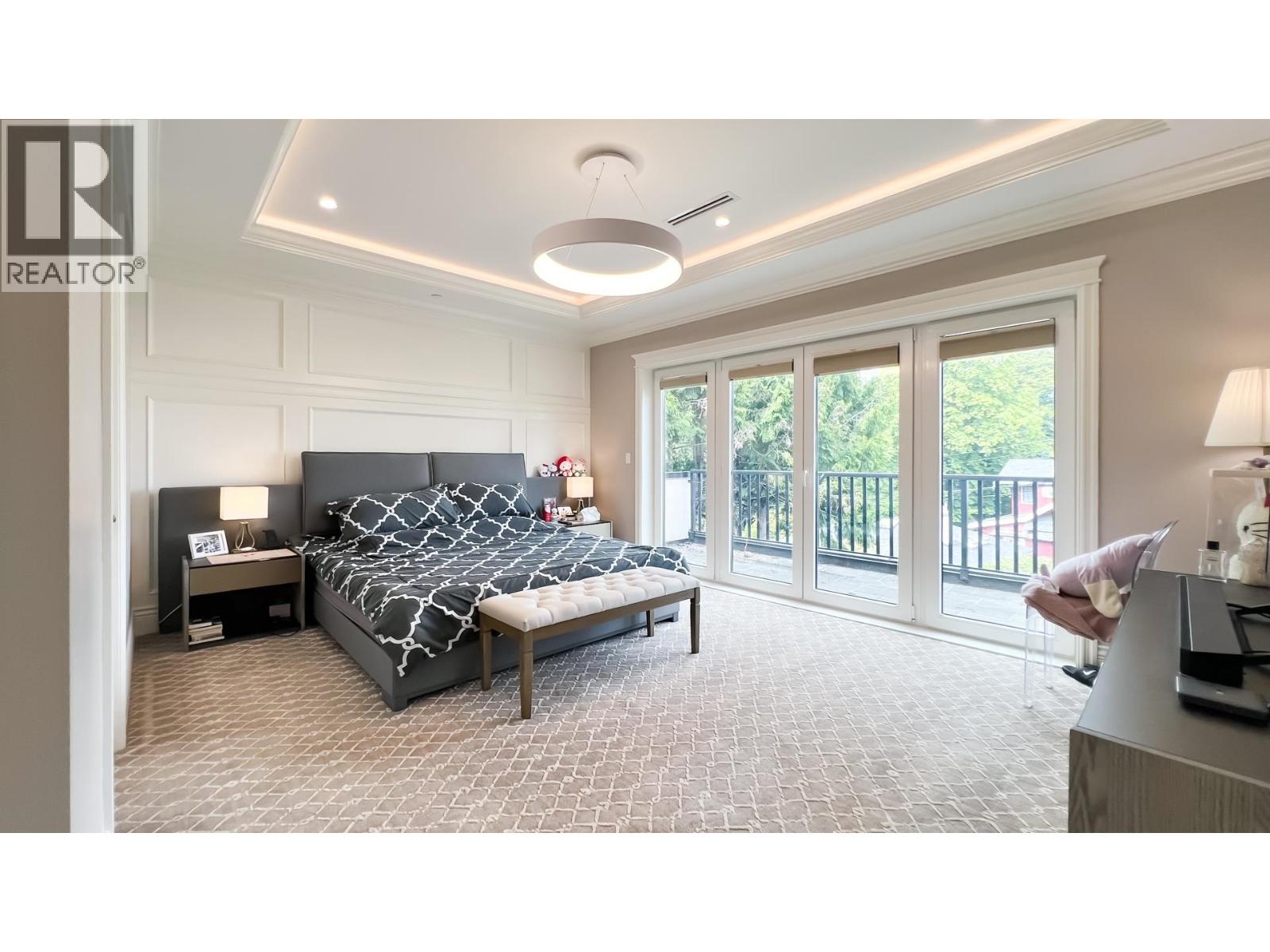 2071 W 36TH AVENUE, Vancouver