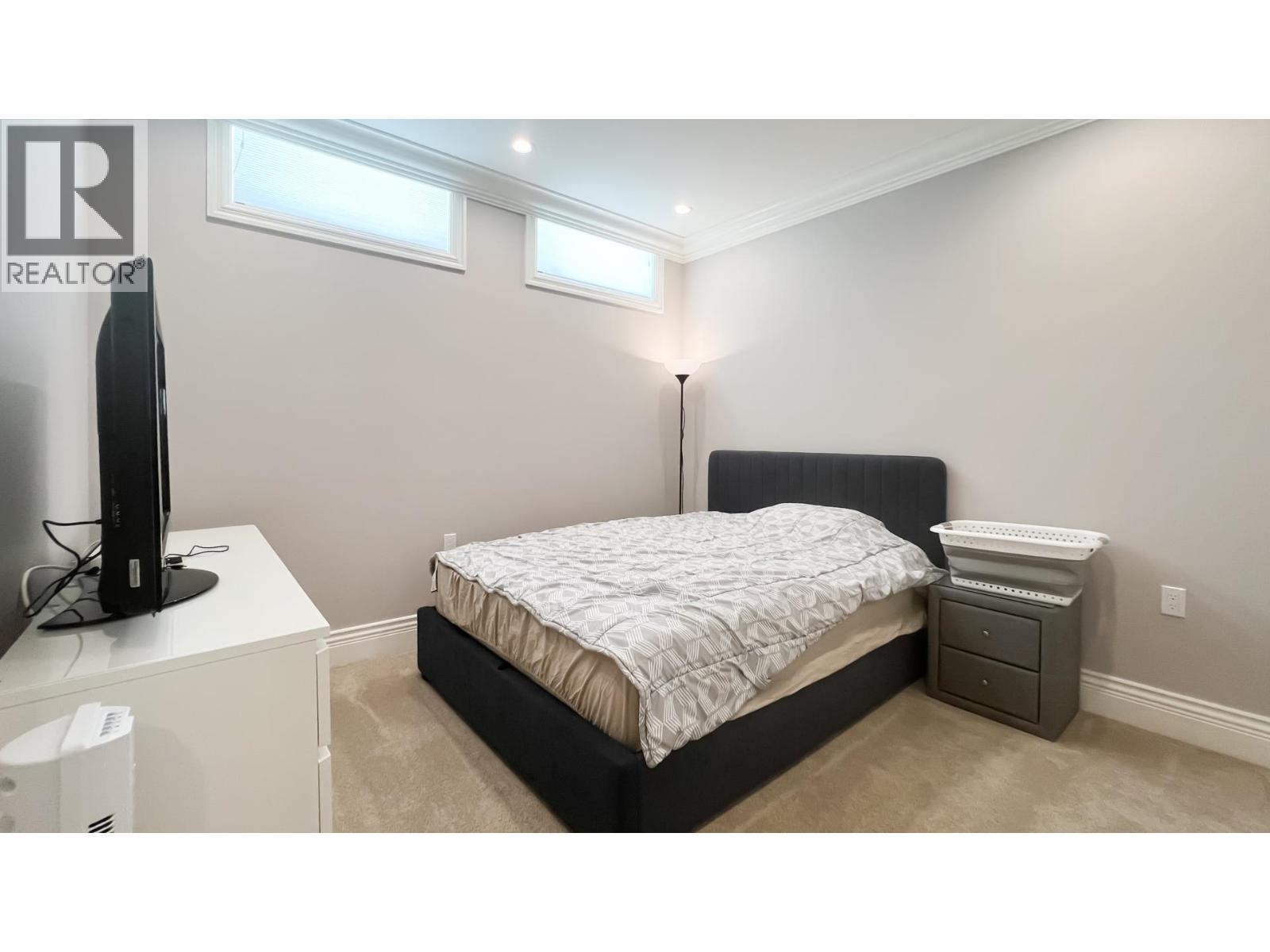 2071 W 36TH AVENUE, Vancouver