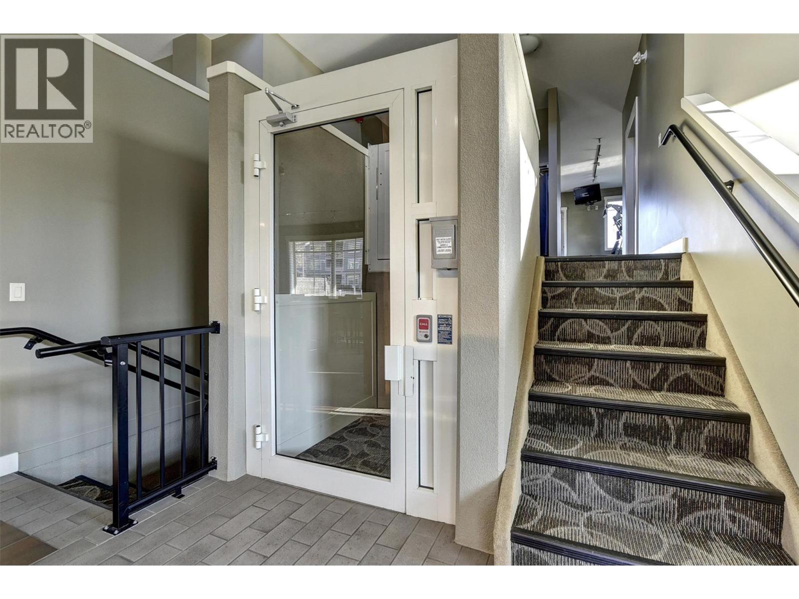 218 3733 Casorso Road, Kelowna