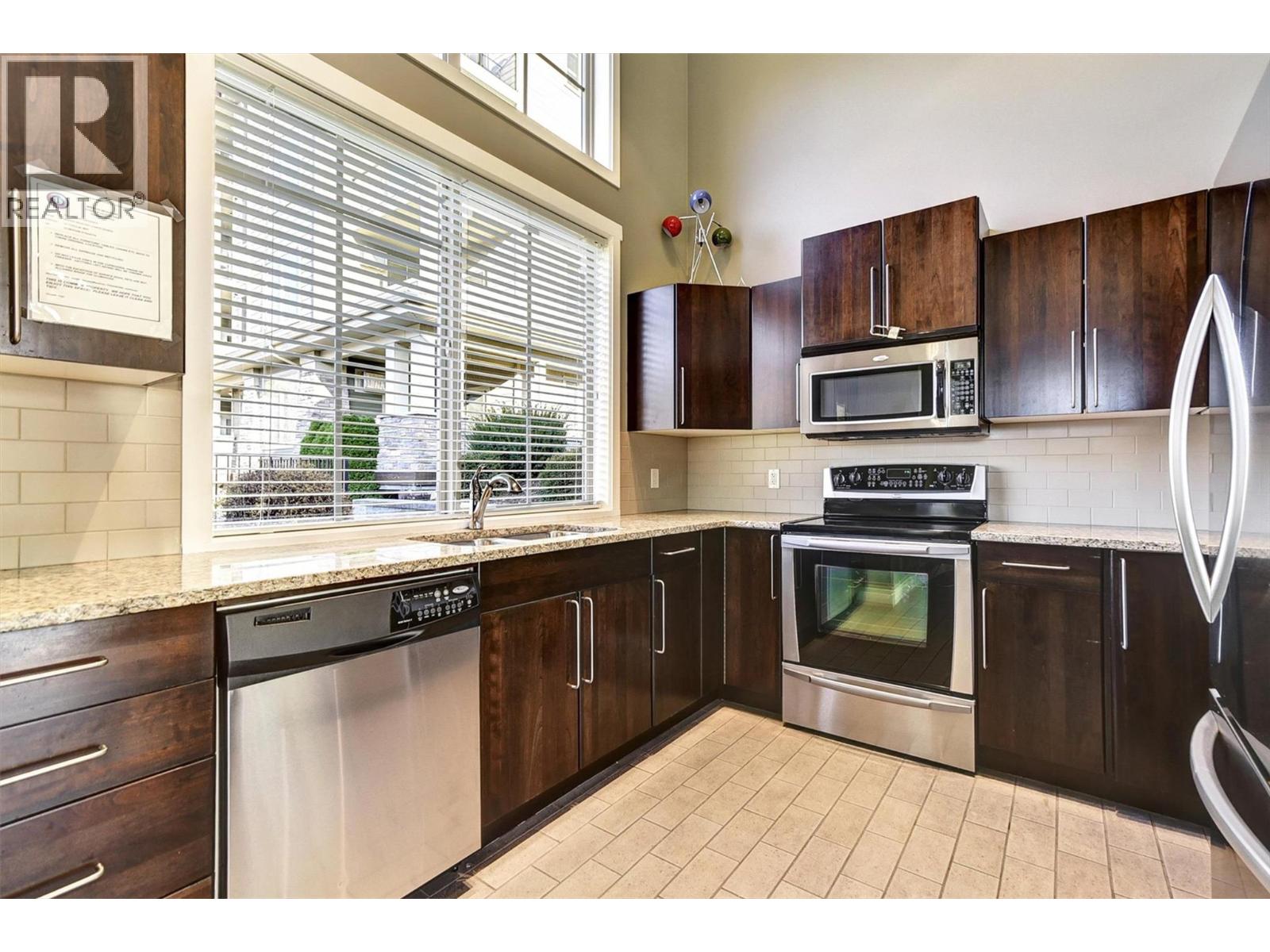 218 3733 Casorso Road, Kelowna