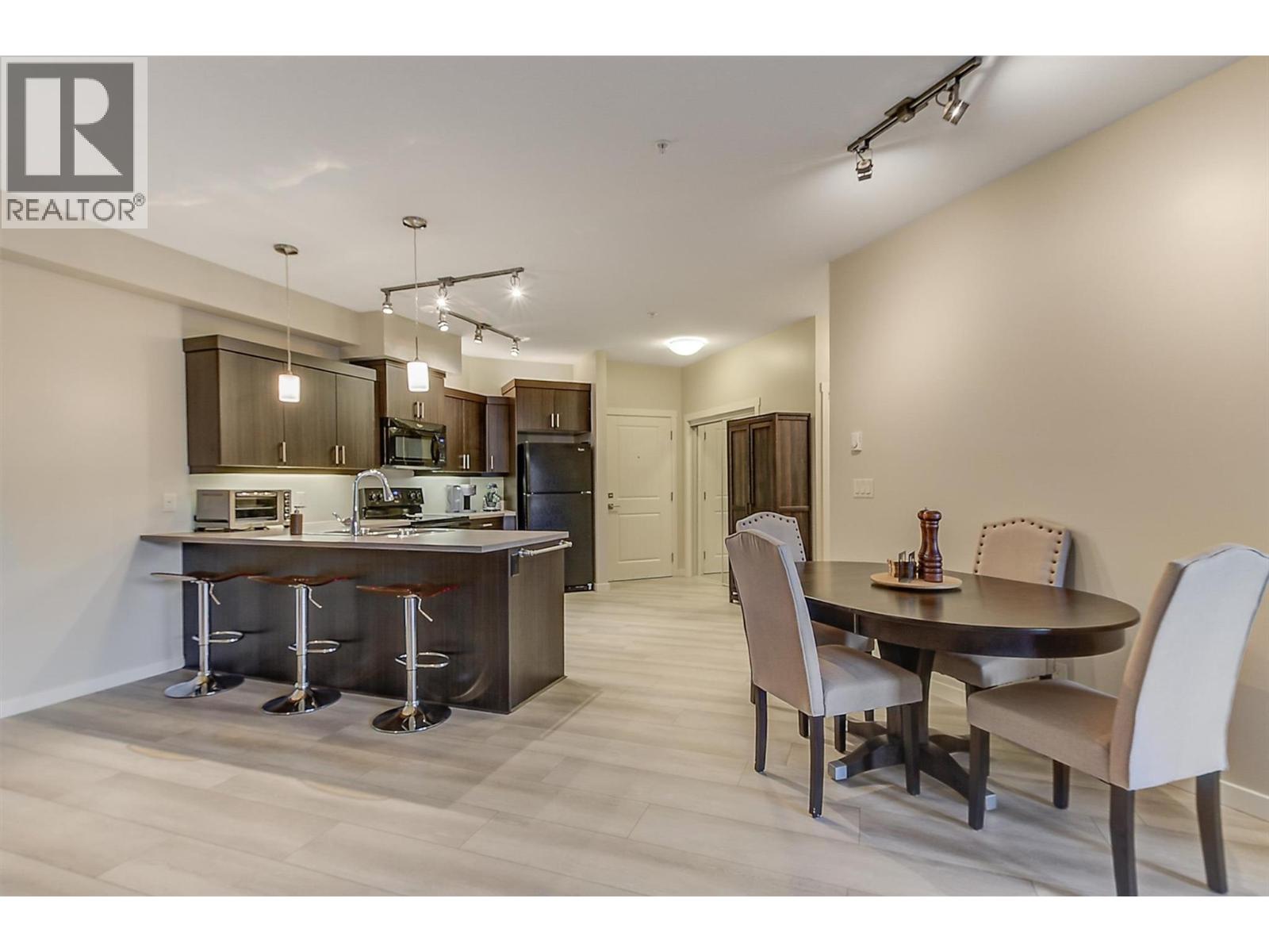 218 3733 Casorso Road, Kelowna