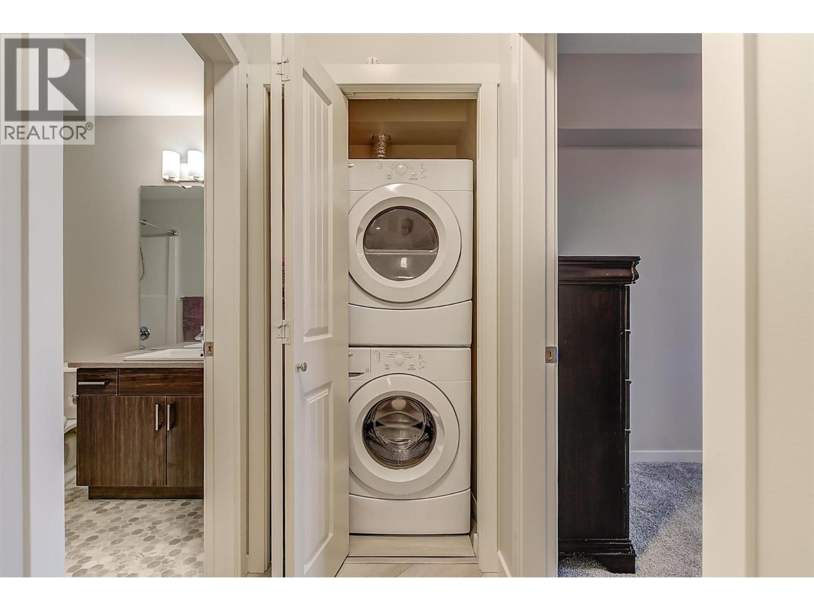 218 3733 Casorso Road, Kelowna