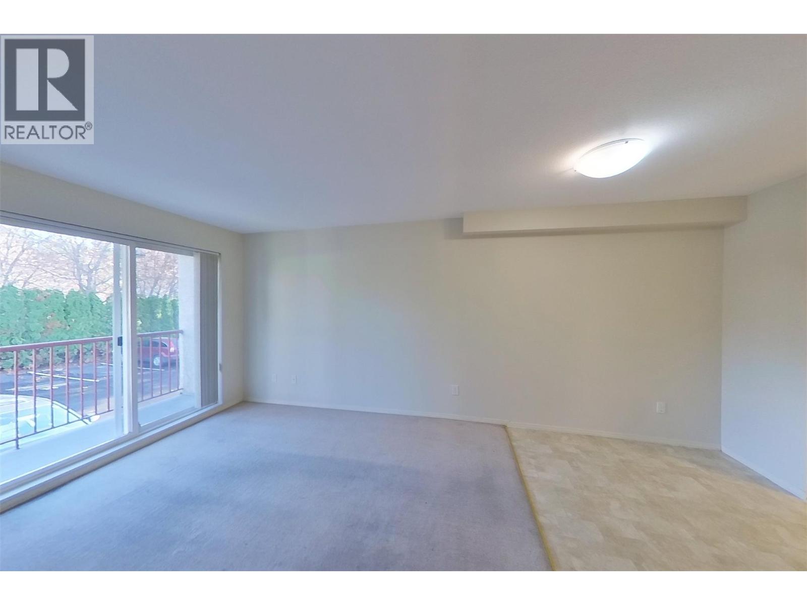 201 420 4 Avenue Southeast, Salmon Arm