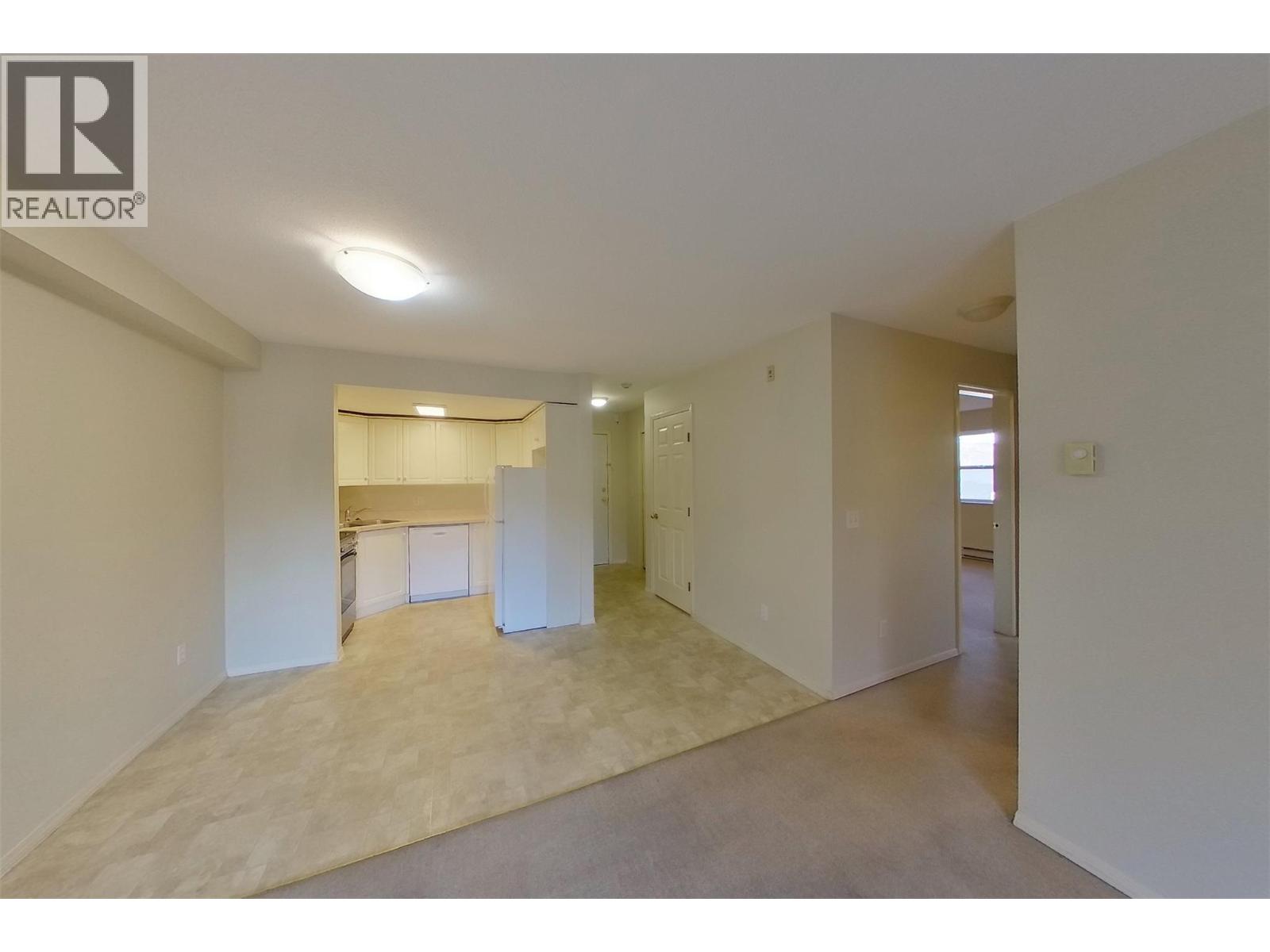 201 420 4 Avenue Southeast, Salmon Arm