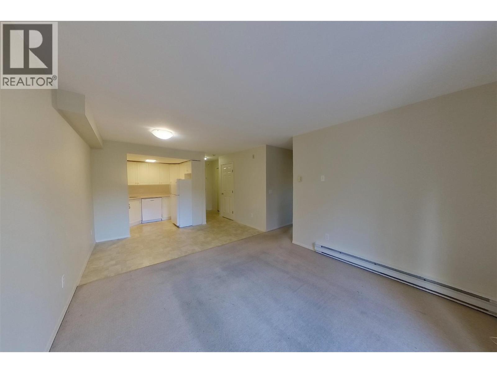 201 420 4 Avenue Southeast, Salmon Arm