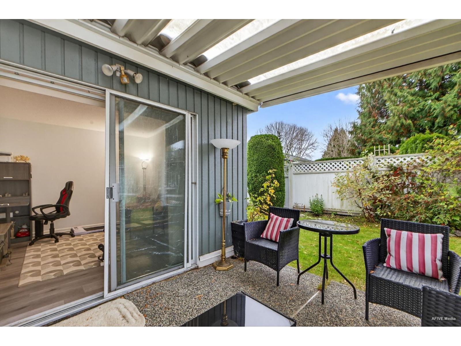 103 14271 18A AVENUE, White Rock