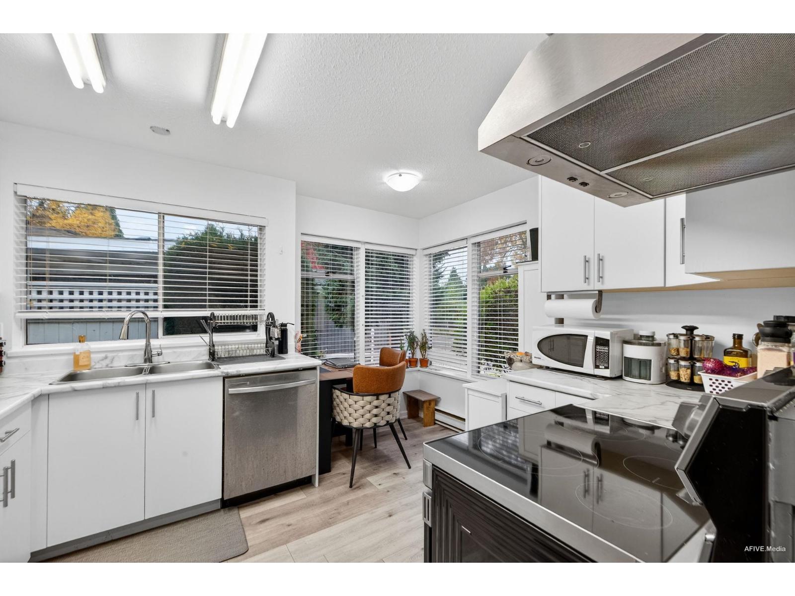 103 14271 18A AVENUE, White Rock