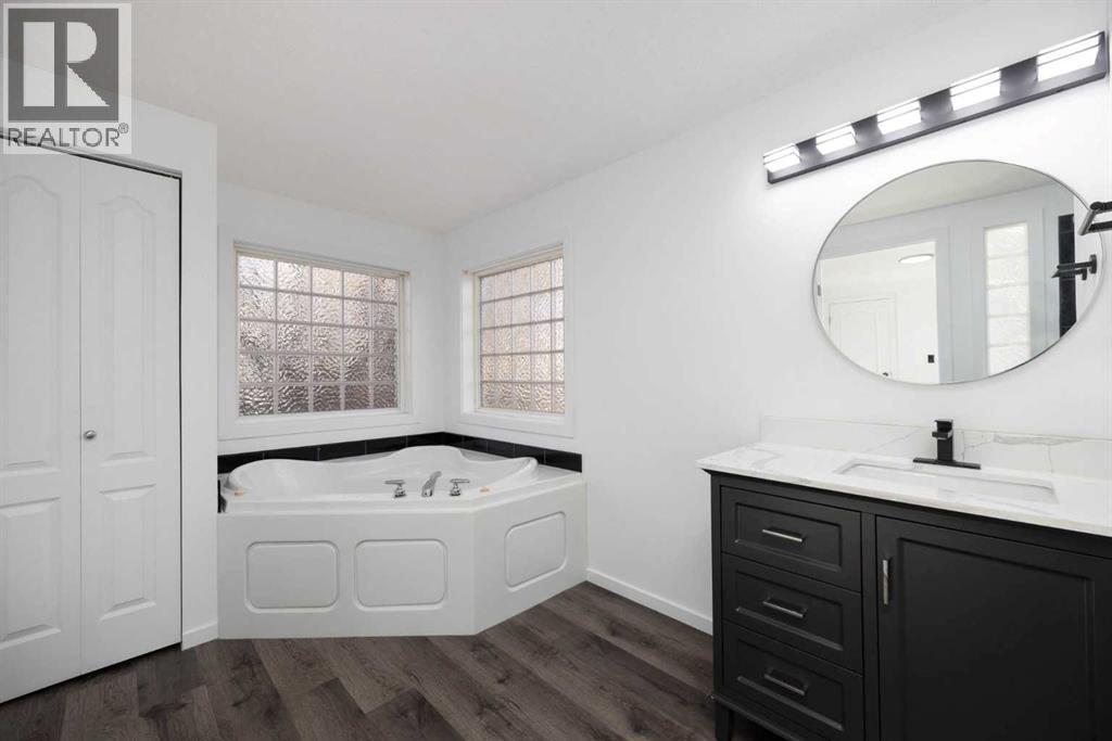 125 Waterhouse Street, Fort McMurray