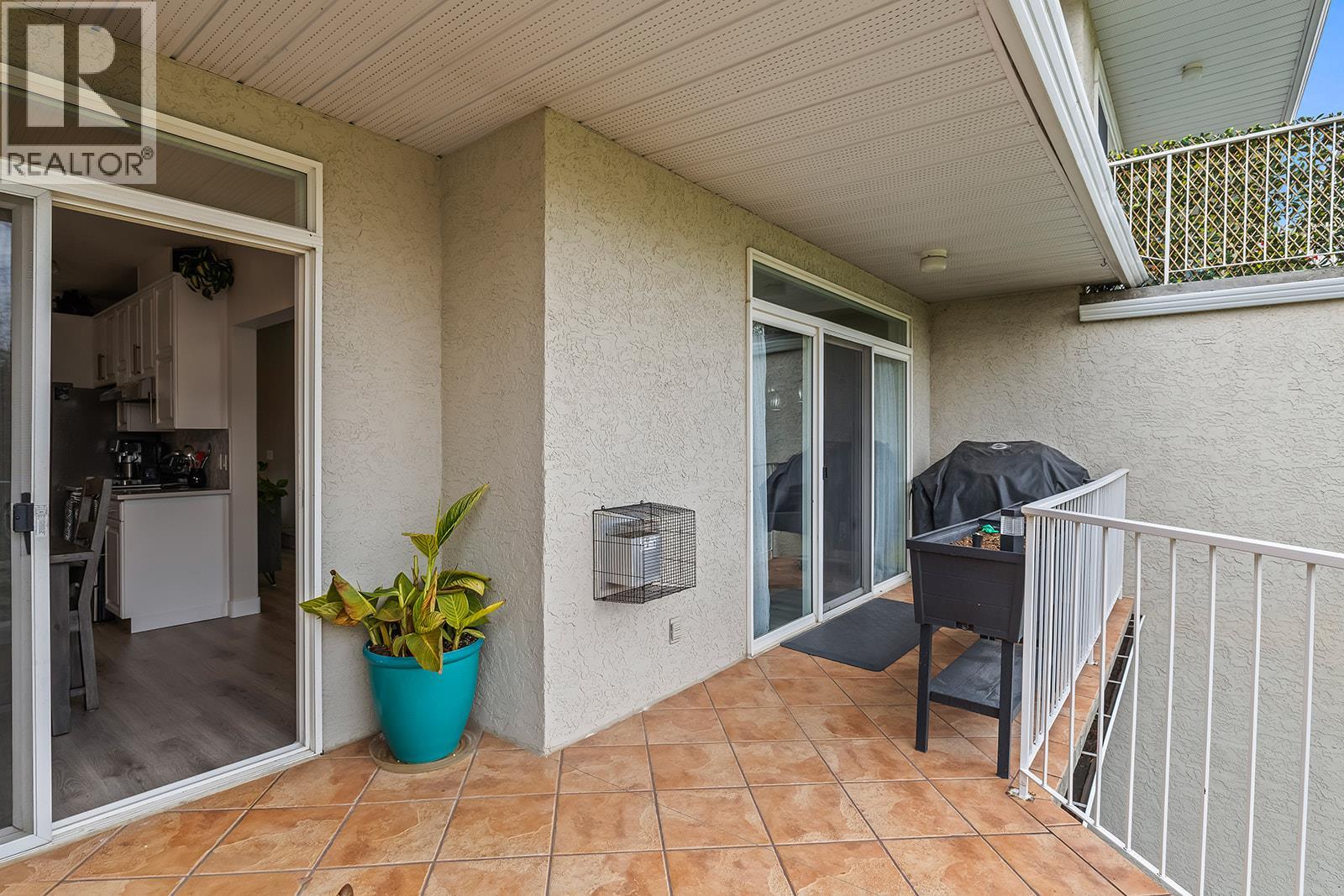 217 2377 Shannon Woods Drive, West Kelowna