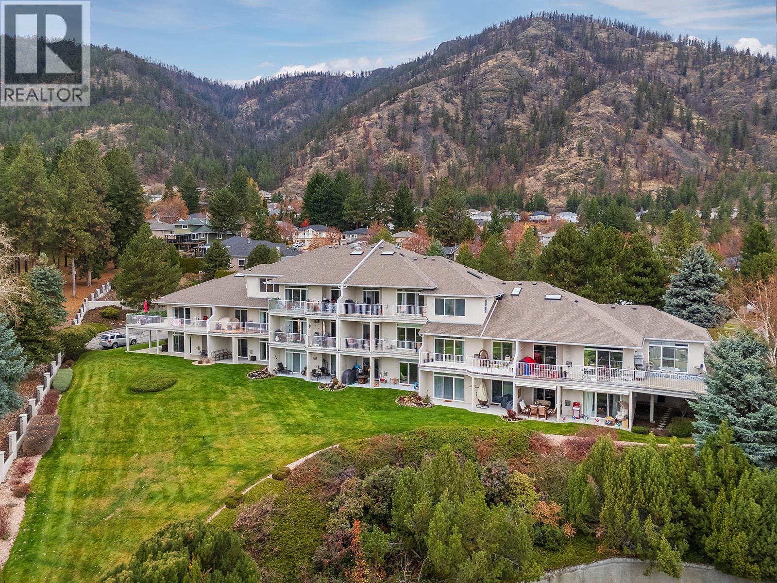 217 2377 Shannon Woods Drive, West Kelowna