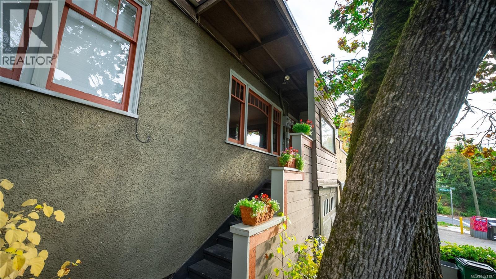  1168 Burnside Road West, Saanich