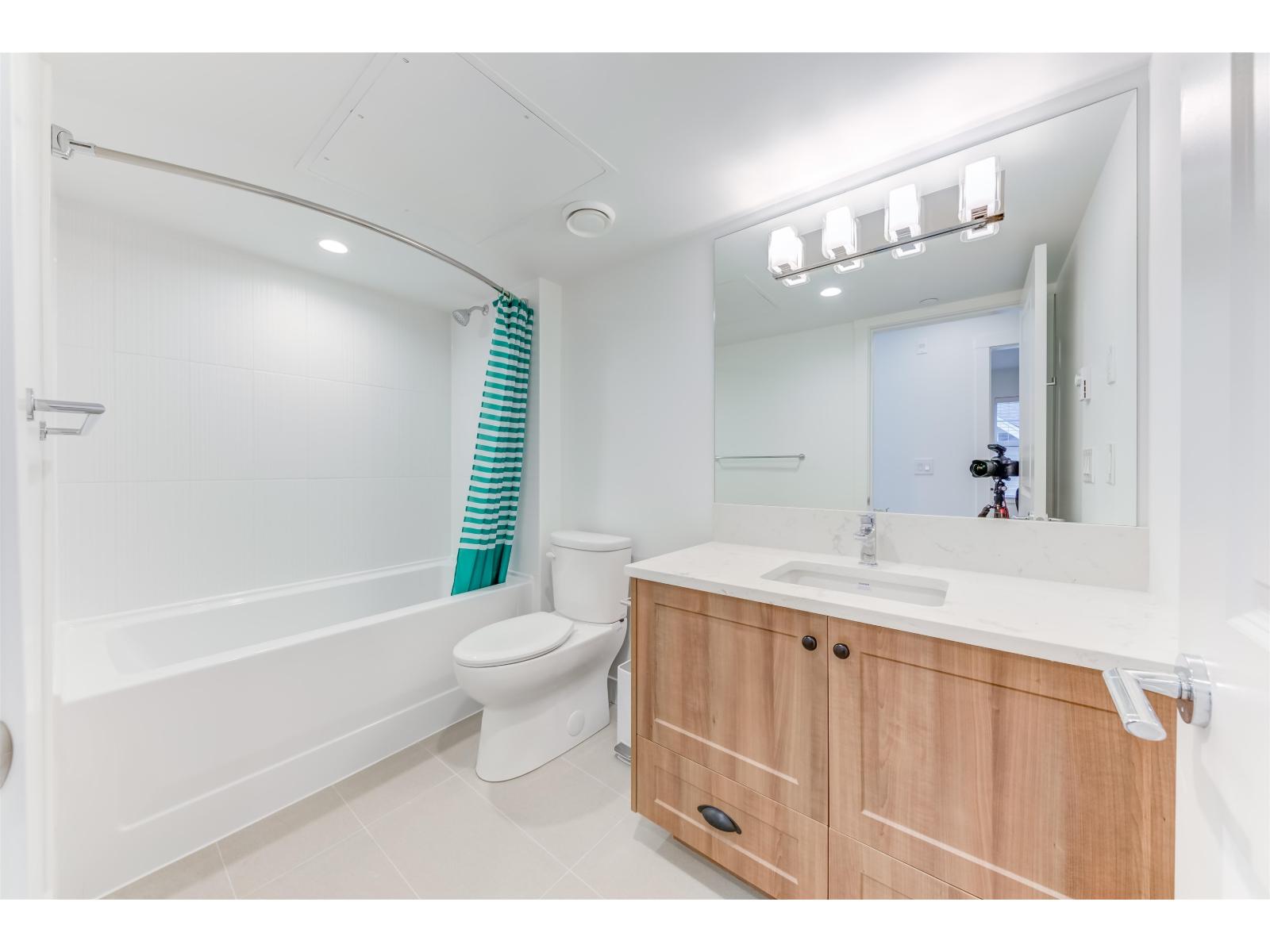 74 20487 65 AVENUE, Langley