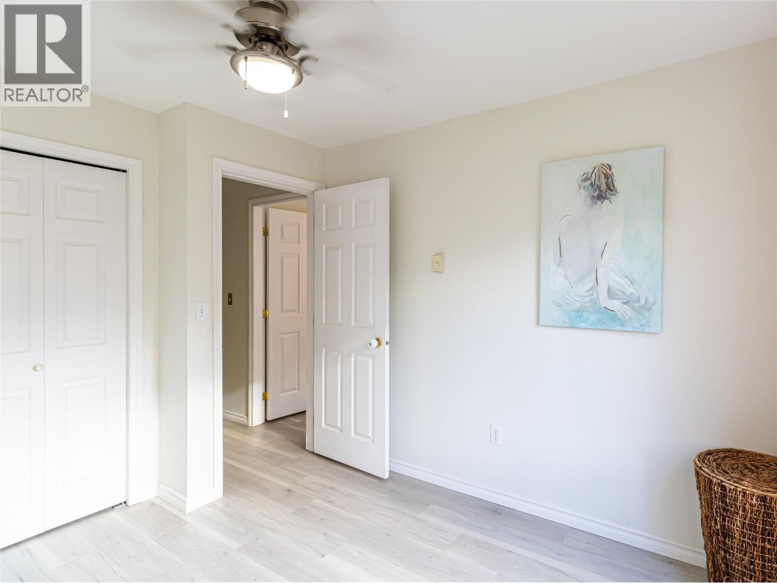 205 650 3 Street Southwest, Salmon Arm