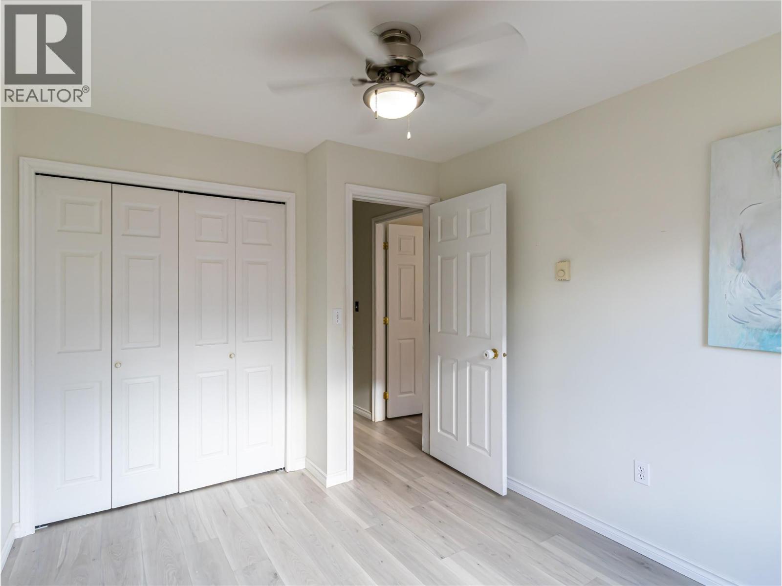 205 650 3 Street Southwest, Salmon Arm