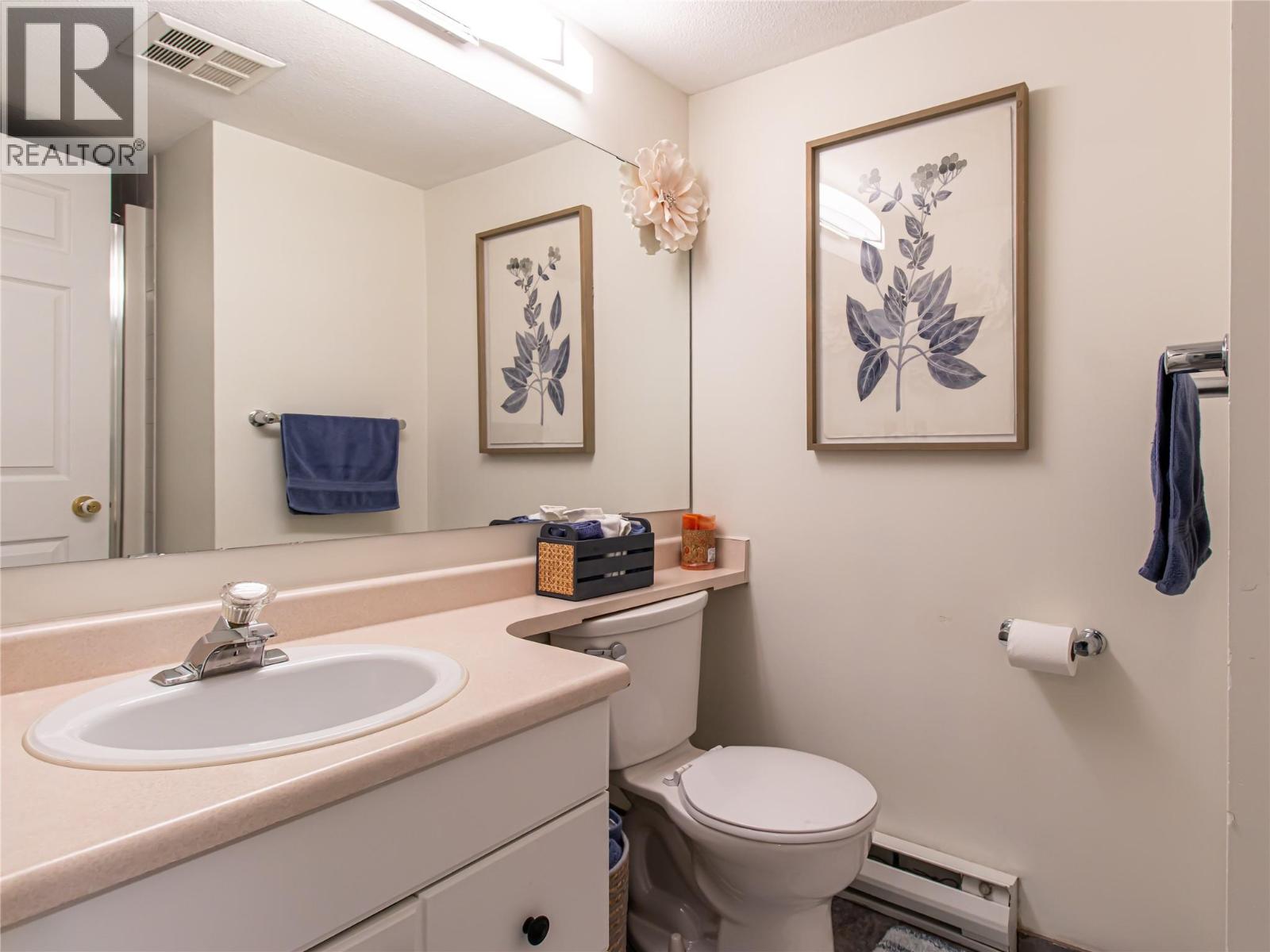 205 650 3 Street Southwest, Salmon Arm