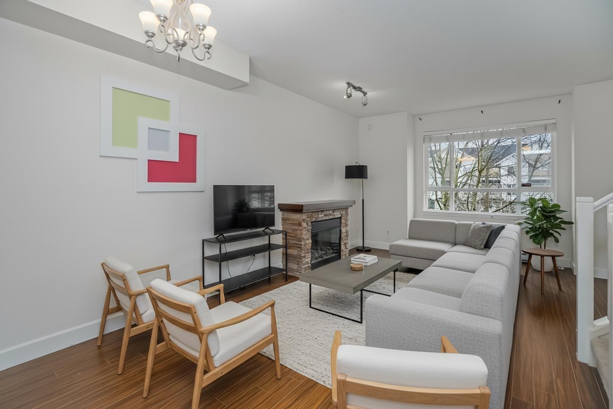 58 7088 191 STREET - Photo 4 of 21, Surrey, British Columbia