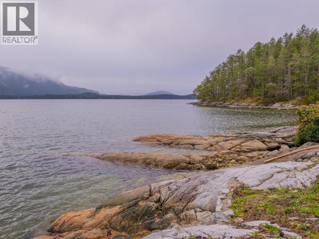 2440 JENKINSON ROAD, Powell River