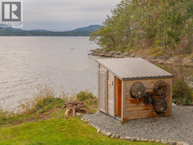 2440 JENKINSON ROAD, Powell River