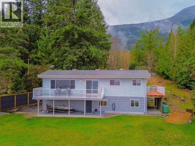 2440 JENKINSON ROAD, Powell River
