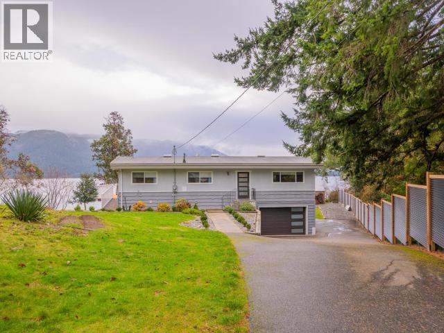 2440 JENKINSON ROAD, Powell River