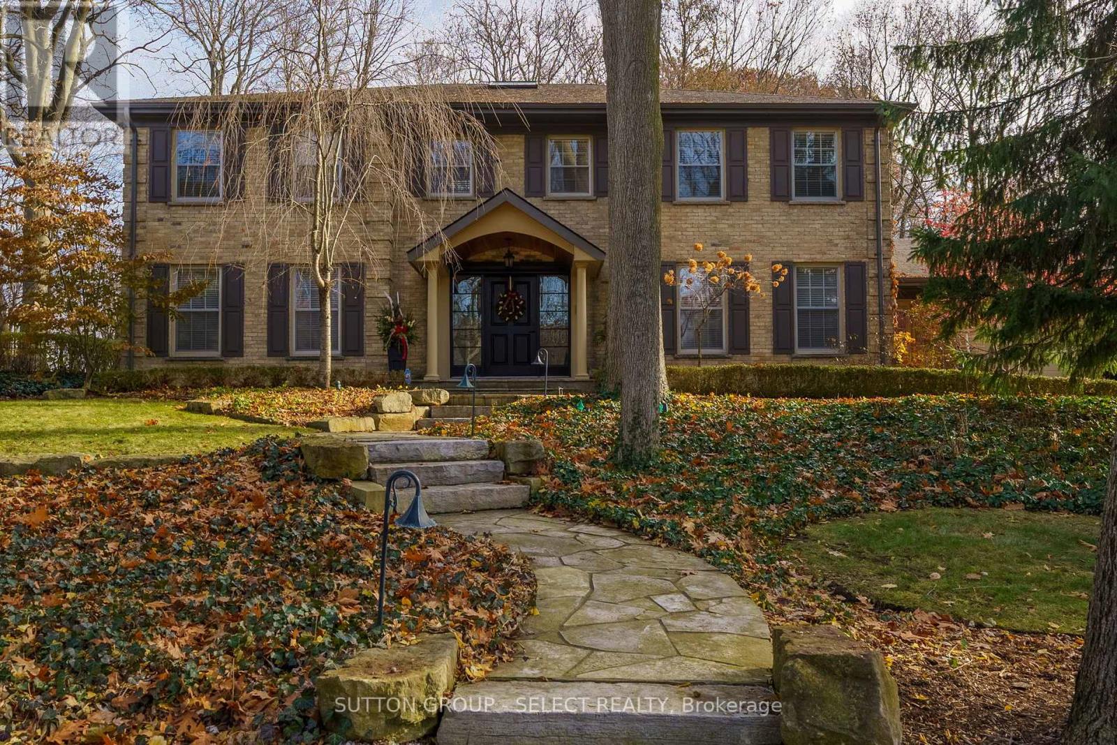 129 WYCHWOOD PLACE - Photo 2 of 50, London North (North J), Ontario